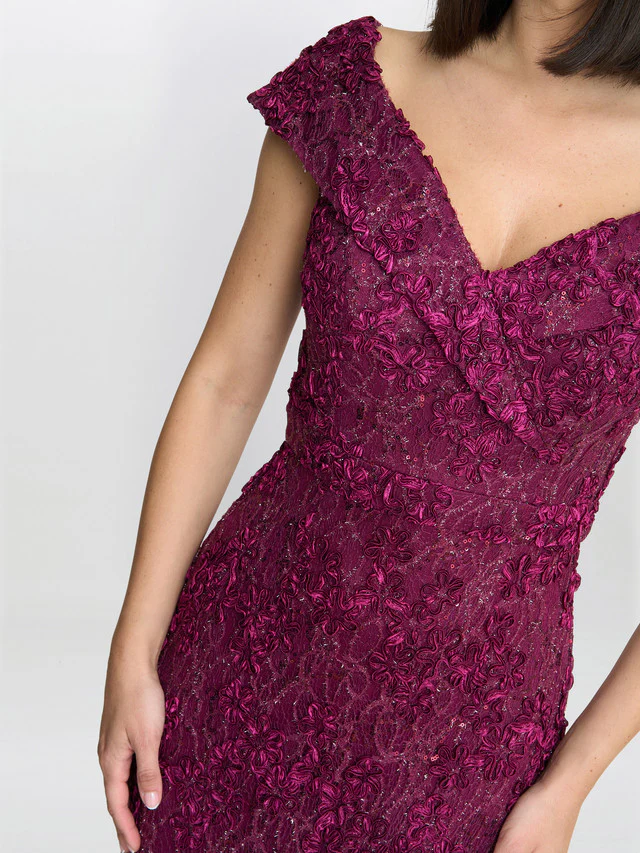 Brigette Off The Shoulder Lace Maxi Dress - Image 3