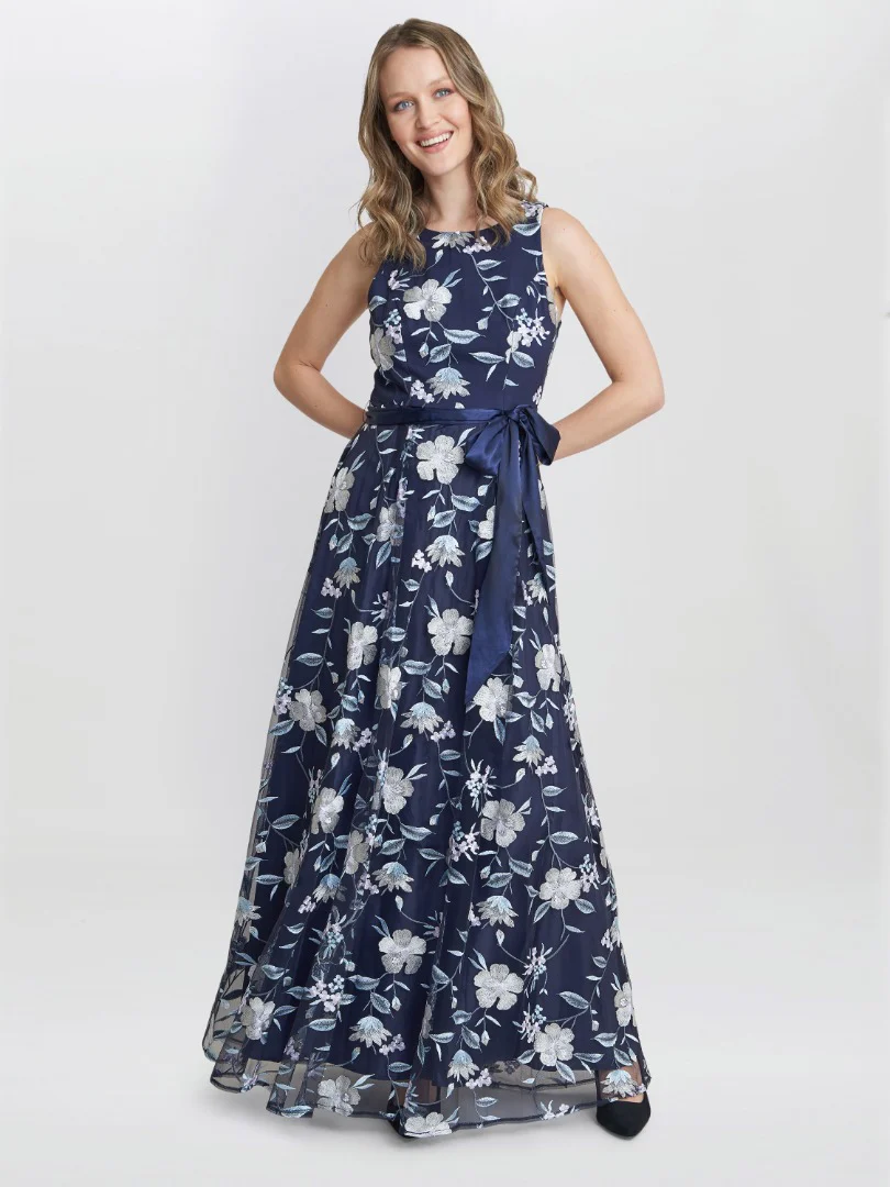 Judith Maxi Sleeveless Embroidered Dress With Tie Belt - Image 4